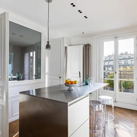 Amazing Saint-germain Paris